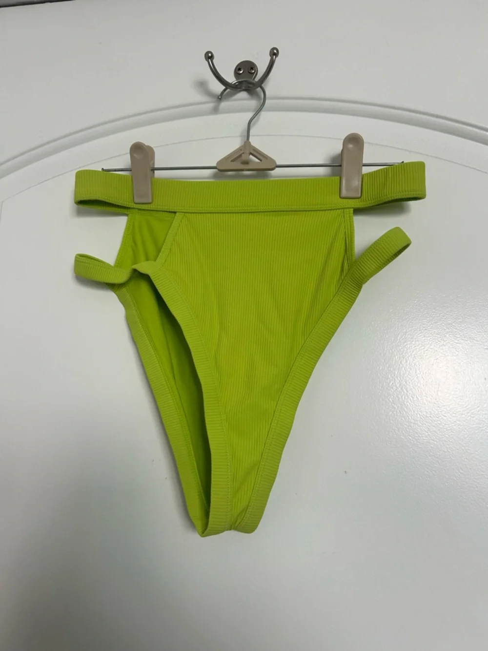 Lovers & Friends Ribbed Bikini Bottom Green size M vacation chic summer travel - Picture 2 of 10